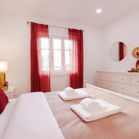 Gabriela Apartament - Perto Do Centro Com Vista Para Santa Luzia Viana do Castelo Exterior photo